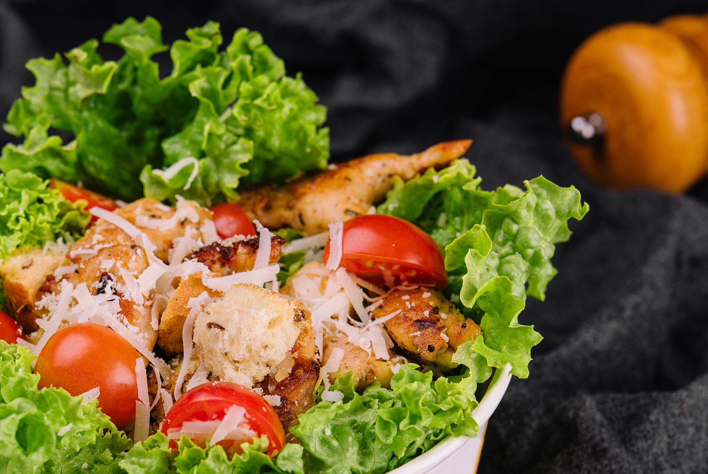 The Fox Inn Souldern - Chargrilled Chicken & Bacon Caesar Salad